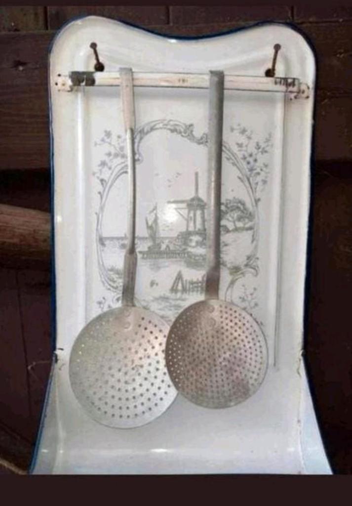 Antiek emaille lepelrek met zeeflepels, Antiek en Kunst, Antiek | Emaille, Ophalen of Verzenden