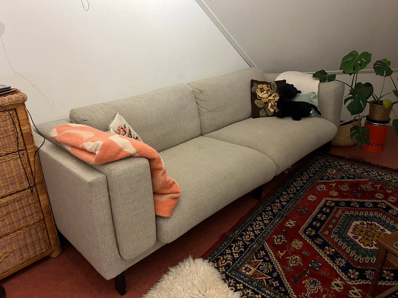 Mooie comfortabele grijze bank in goede staat!, Ophalen, Driepersoons, 75 tot 100 cm, Zo goed als nieuw