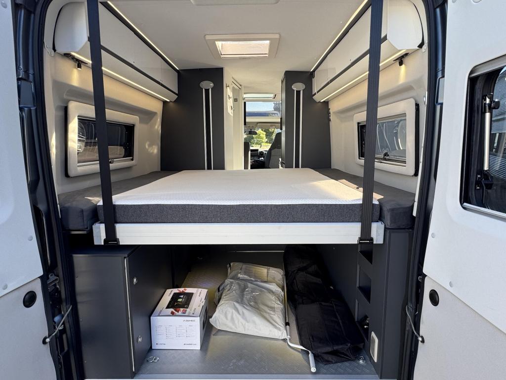 Adria TWIN SUPREME 640 SGX- 05-2021- ELEK HEFBED, Caravans en Kamperen, Campers, Buscamper of Camperbus, Bedrijf, Adria, Overige merken