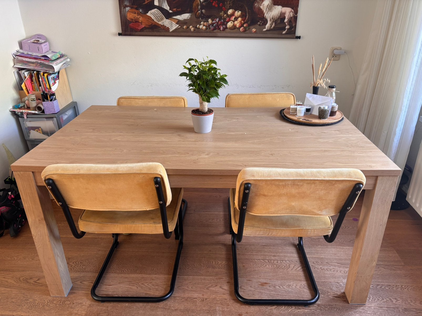 Nette eethoek, Ophalen, Gebruikt, 4 tot 6 stoelen