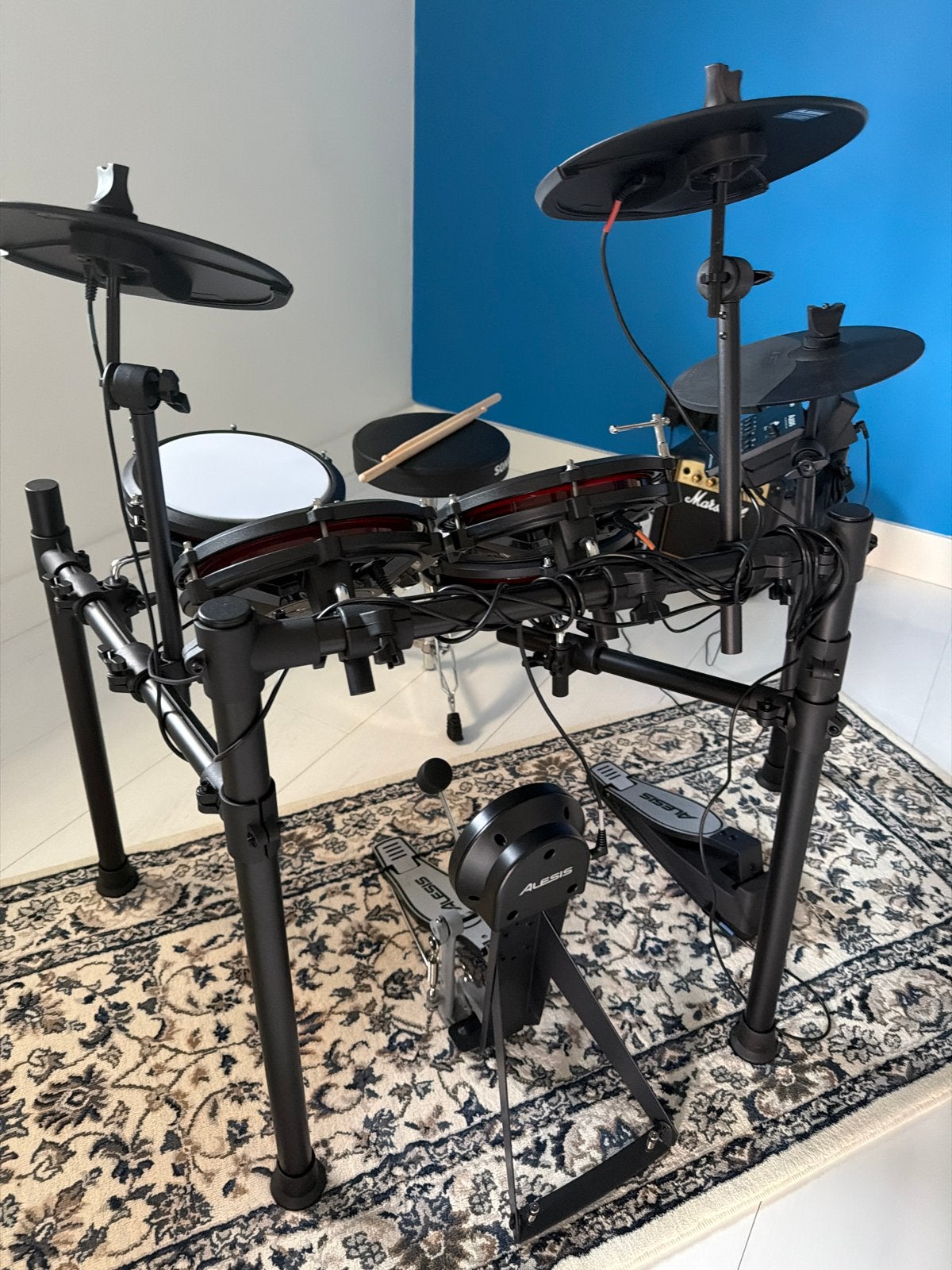 Alesis Nitro Mesh Kit - Elektronisch drumstel met versterker, Ophalen, Zo goed als nieuw, Overige merken, Elektronisch