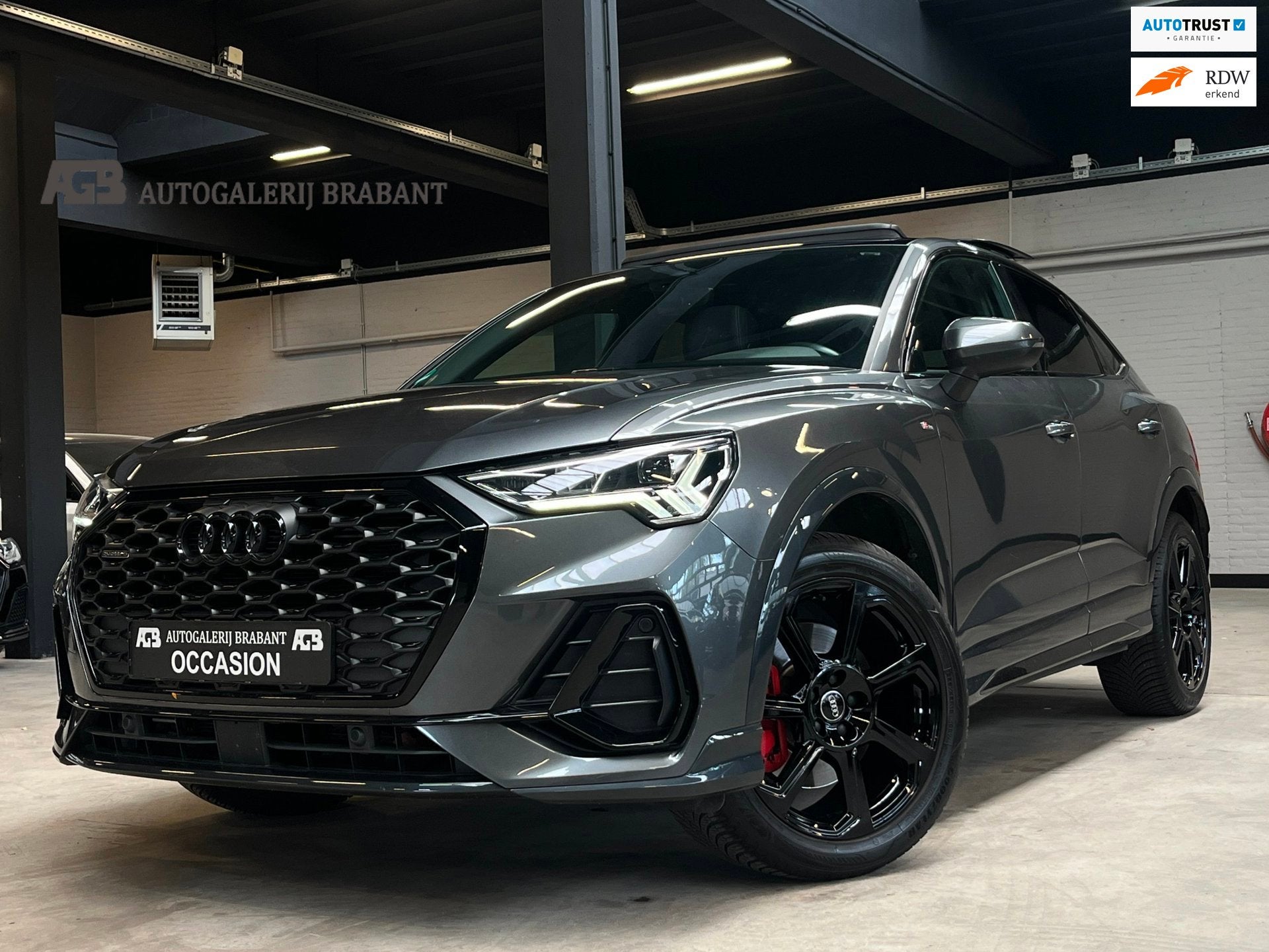 Audi Q3 Sportback 45 TFSI quattro S Line Sfeer/Pano/Carplay/, Auto's, Automatische klimaatregeling, Gebruikt, Zwart, 4 cilinders