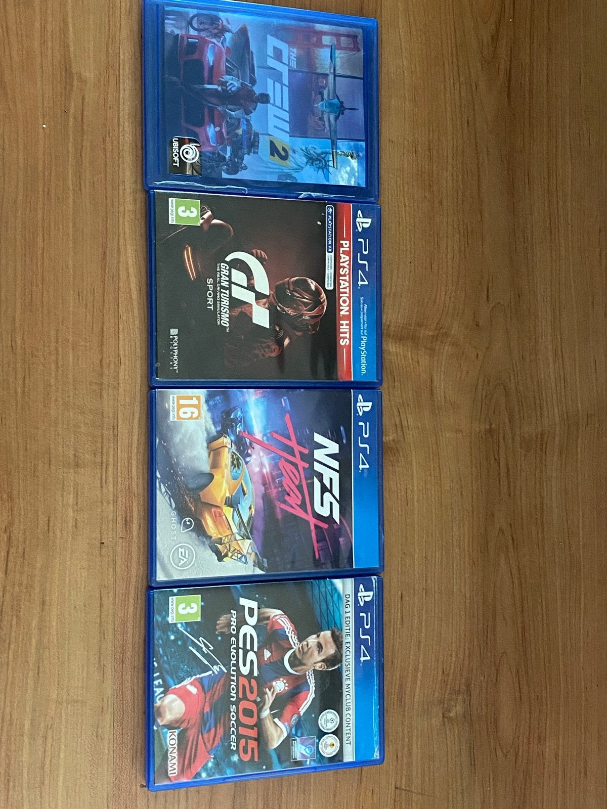4 PS4 Spellen: The Crew 2, NFS Heat, Gran Turismo Sport, PES, Ophalen, Online, Gebruikt, 1 speler