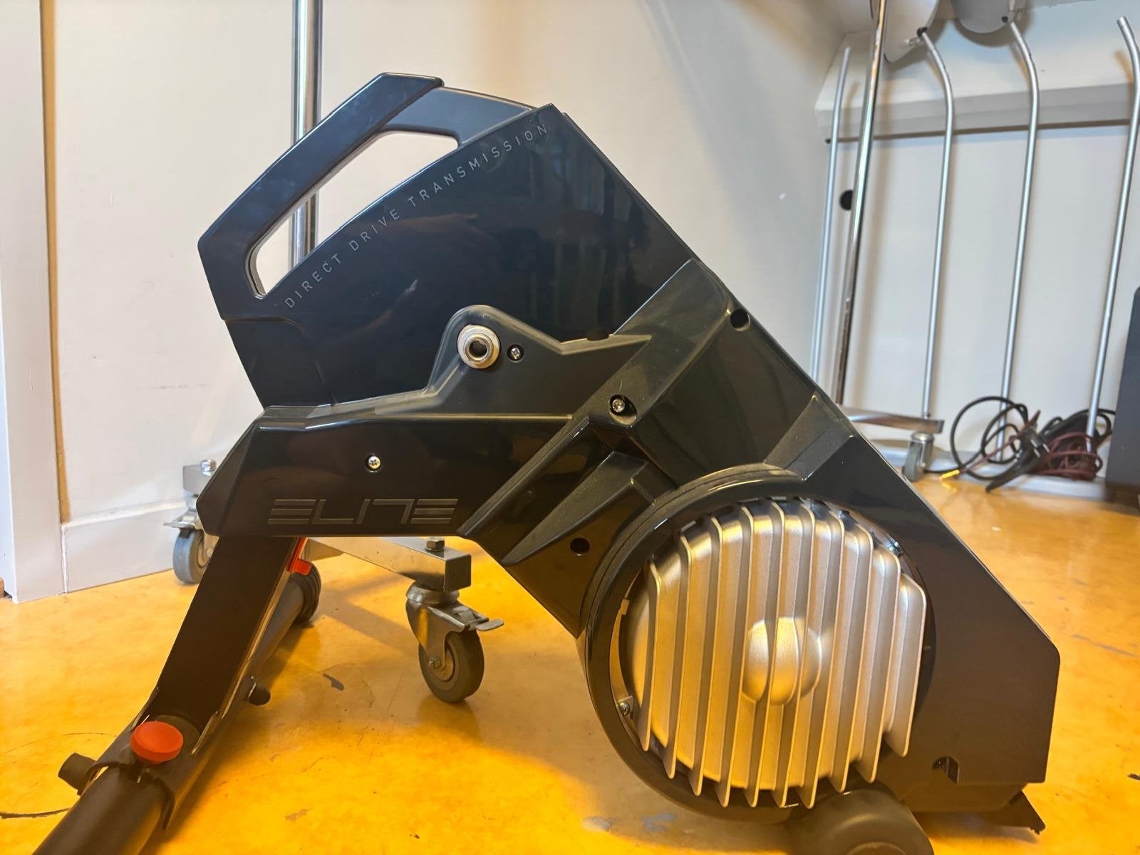Elite Direto XR-T Smart Trainer - Zo goed als nieuw, Ophalen, Zo goed als nieuw