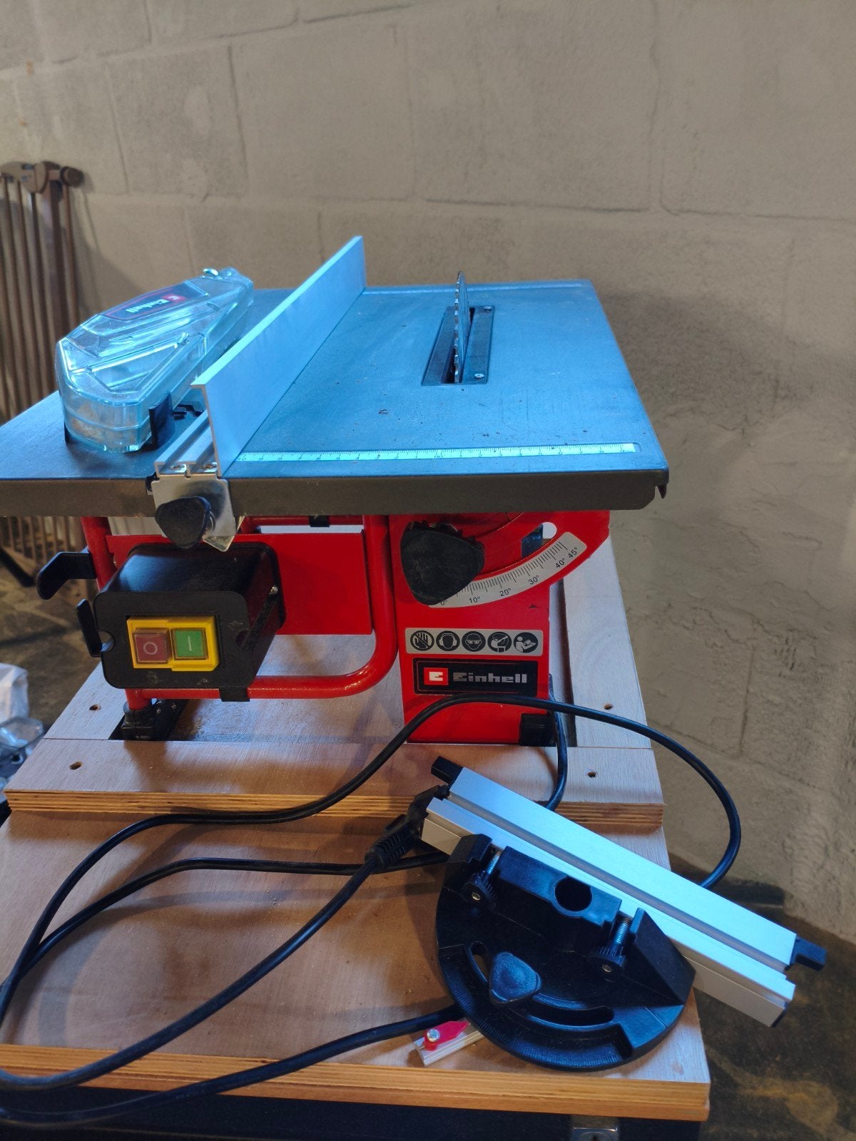 Einhell TC-TS 200, Cirkelzaag, 70 mm of meer, Ophalen of Verzenden, 600 tot 1200 watt