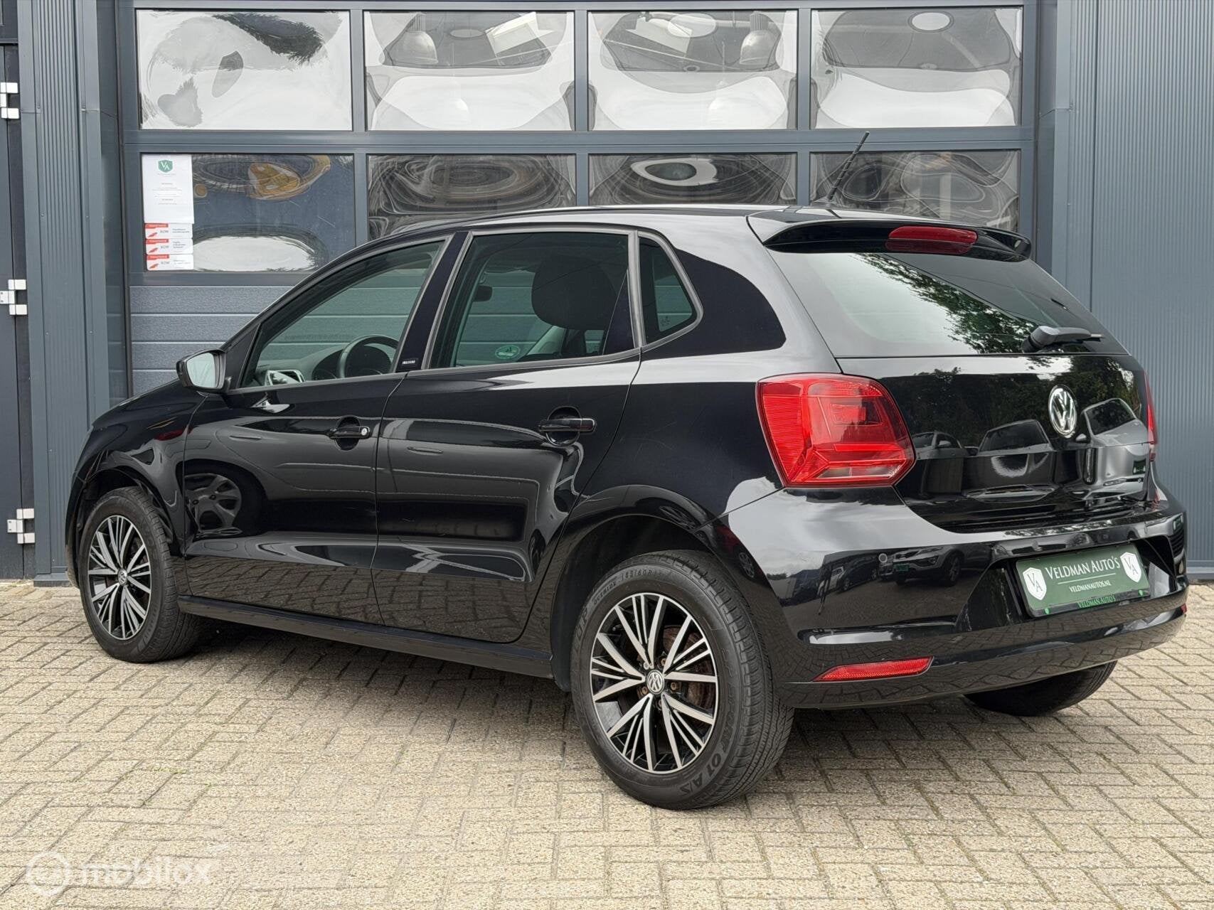 Volkswagen Polo 1.0 MPI Allstar | Cruise | PDC | Airco, Stof, Gebruikt, Zwart, Zwart