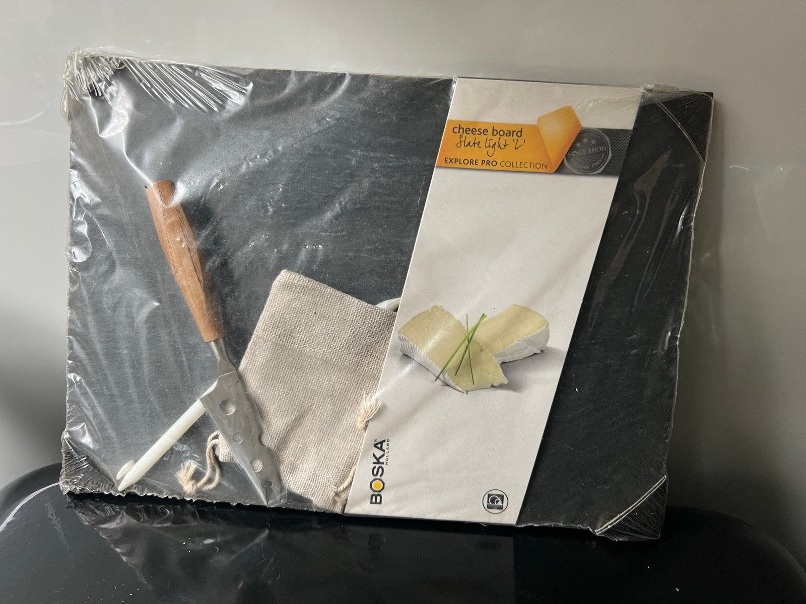 Boska Kaasplank met mes - 28x20cm - Nieuw, Snij-/serveerplank, Nieuw, Ophalen of Verzenden, Zwart