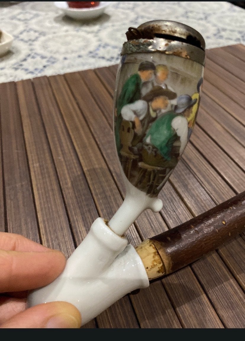 Antieke porseleinen pijp met handgeschilderde decoratie, Ophalen of Verzenden
