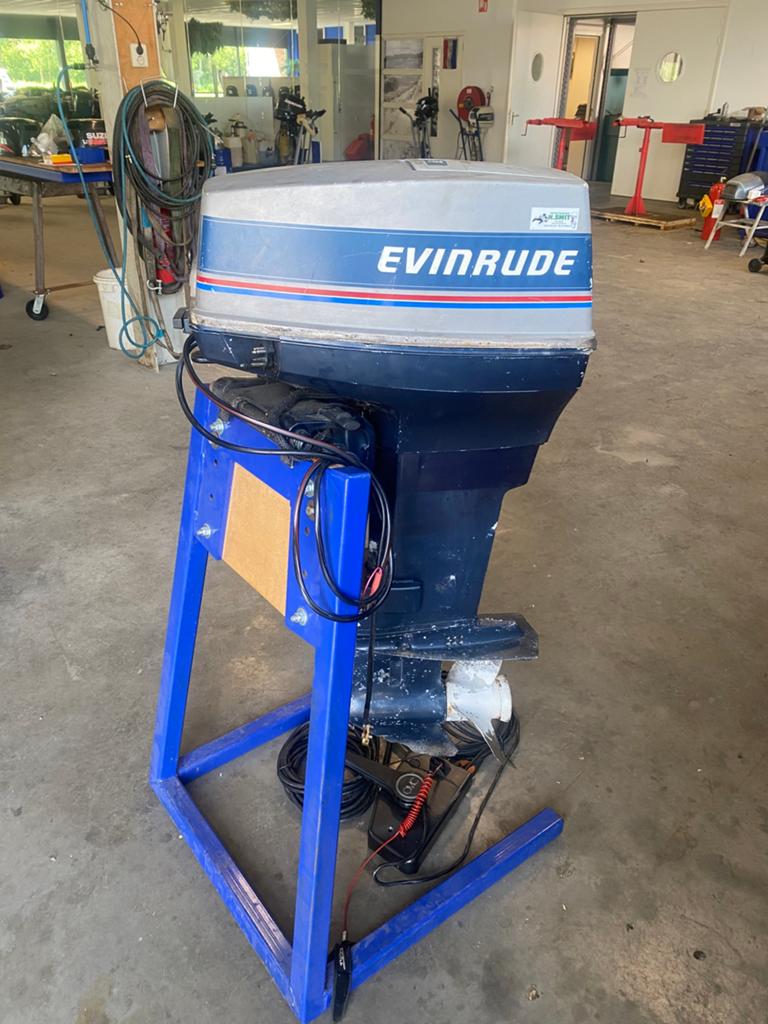 Evinrude 40 pk 2T e-start trim Inruil topper, Gebruikt, Elektrische start, Ophalen of Verzenden, 1648GA
