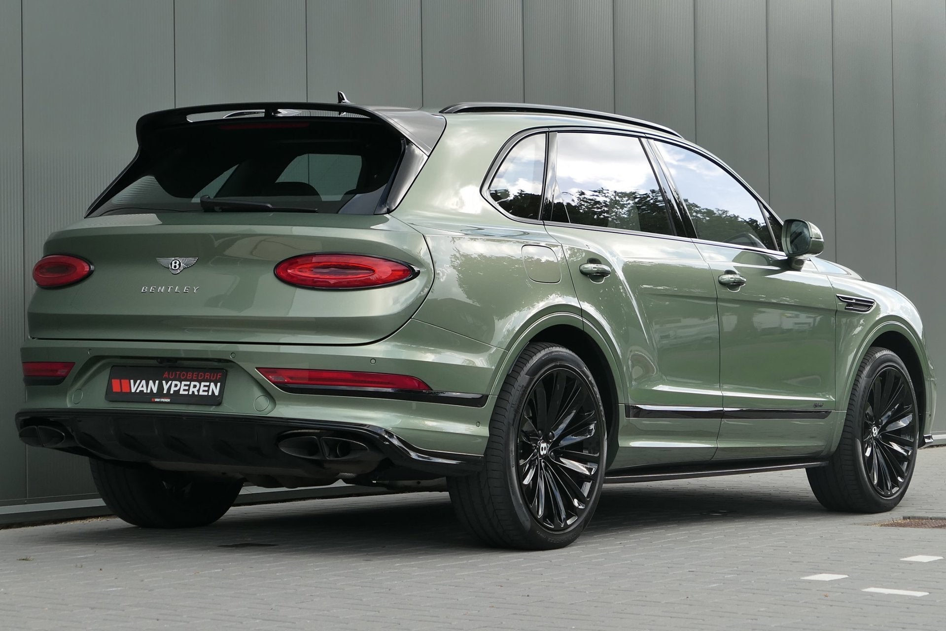 Bentley Bentayga 3.0 V6 Hybrid Org NL Carbon NAIM Massage Pa, Auto's, Automaat, Bentayga, Gebruikt, 2995 cc