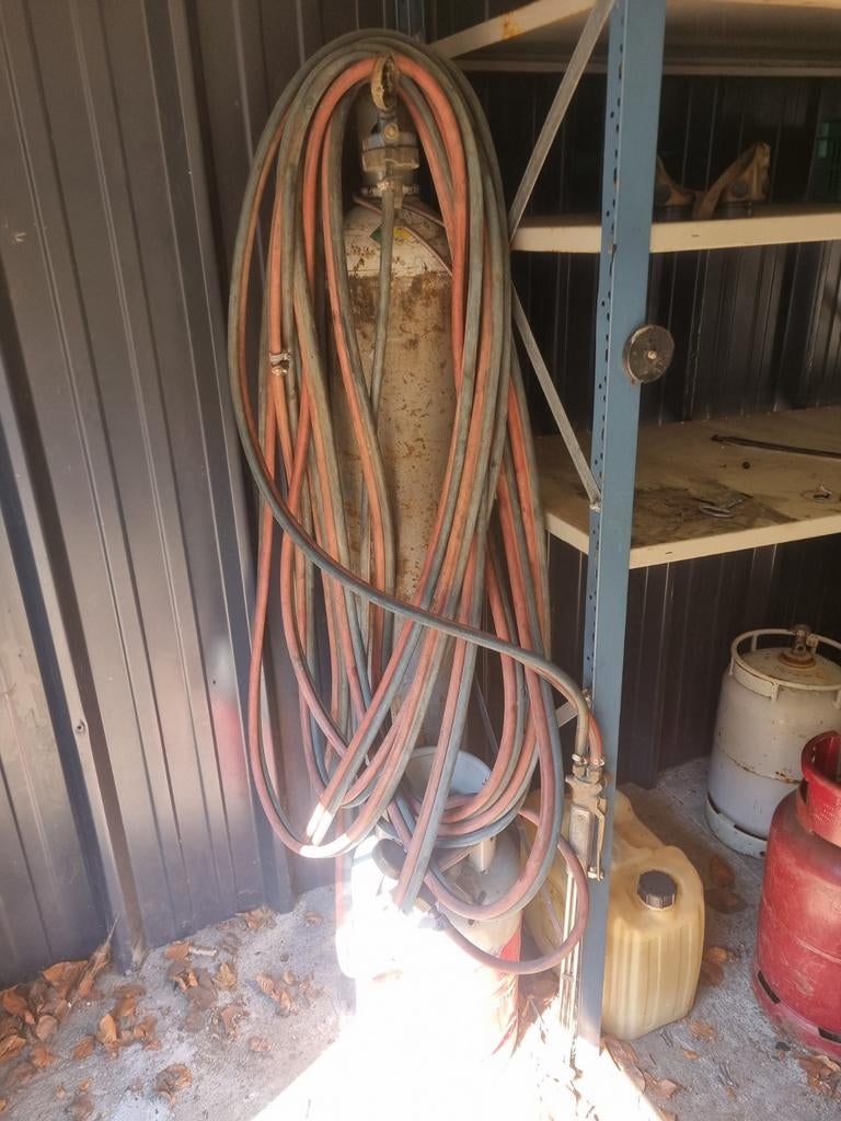 Snijbrander set met gasflessen, Doe-het-zelf en Verbouw, Gereedschap | Lasapparaten, Ophalen, Gebruikt, Minder dan 150 ampère