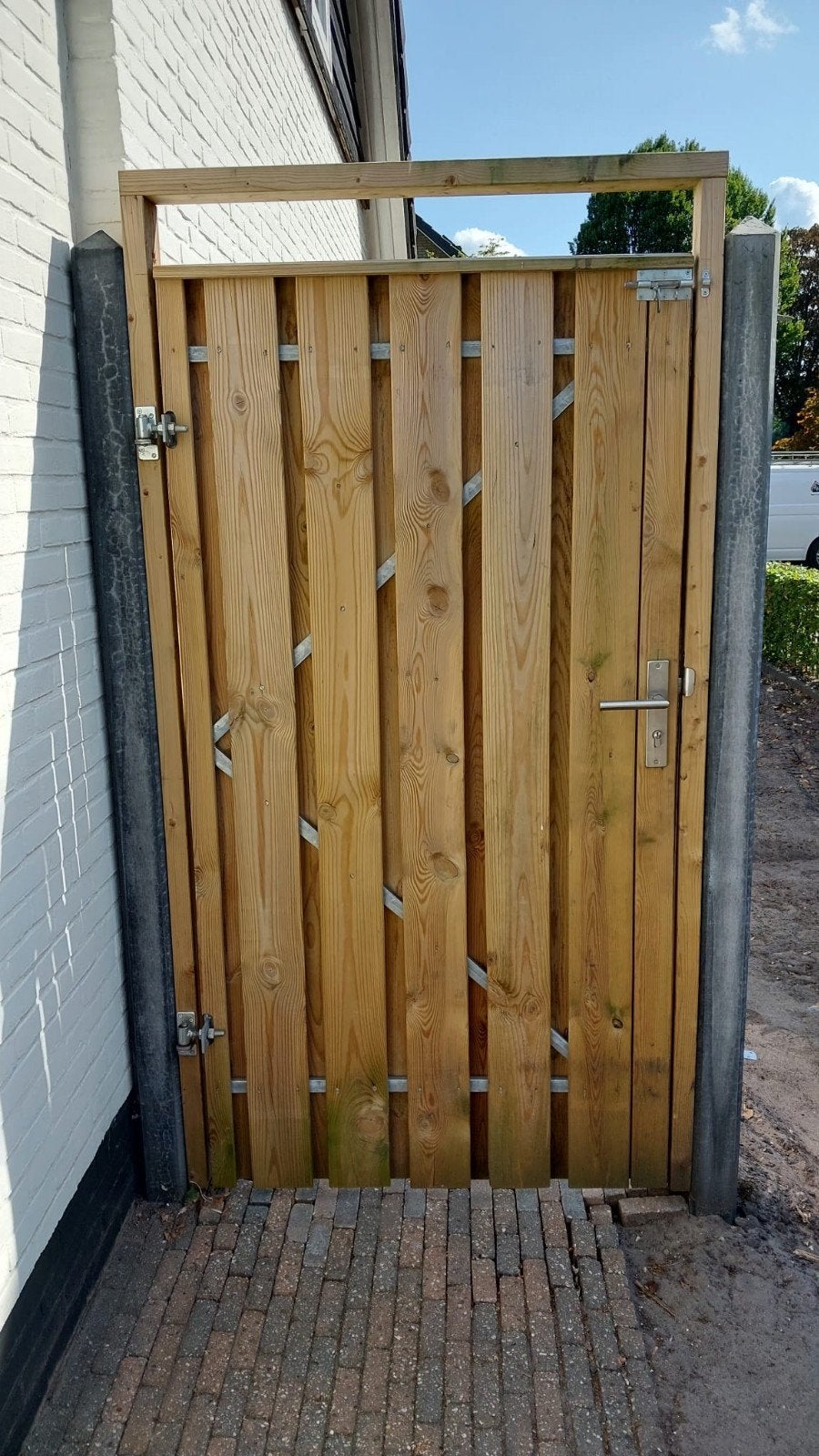 Grenen houten poort, Ophalen, 1 tot 2 meter, Minder dan 3 meter, Zo goed als nieuw