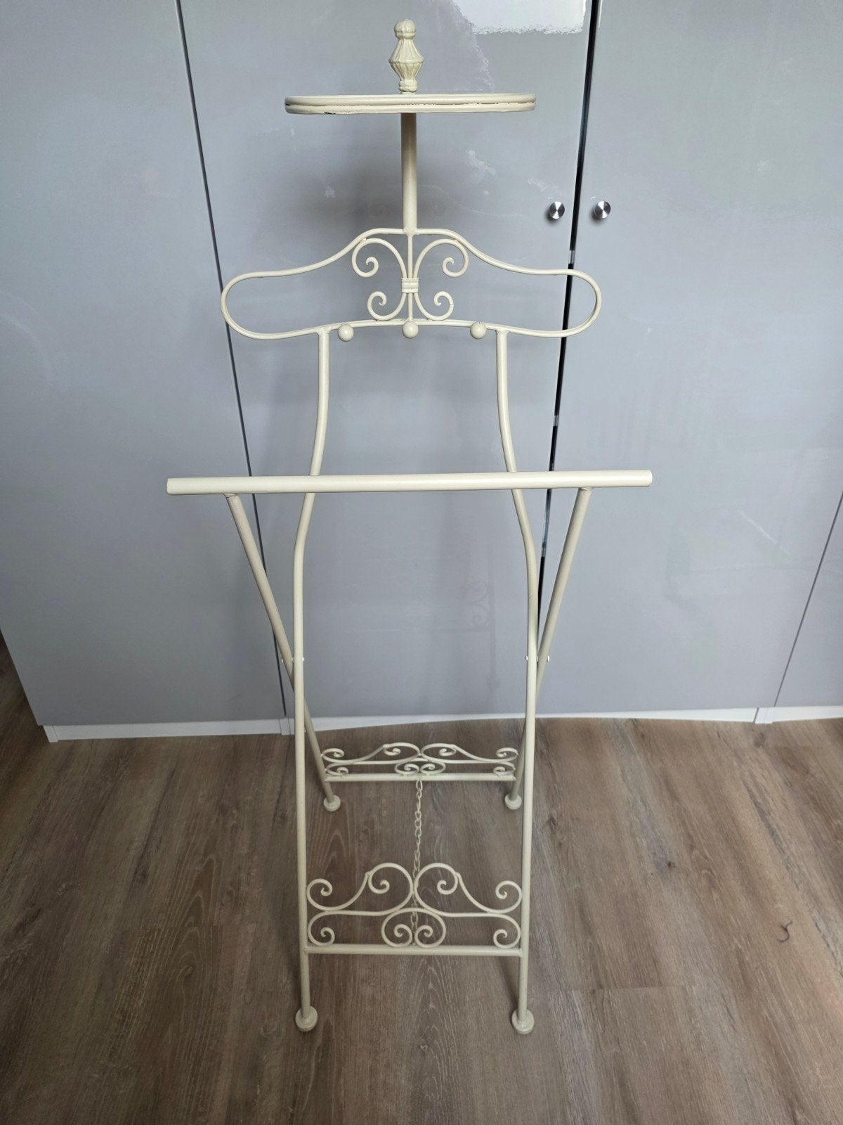 Vintage metalen kledingstandaard / valet stand, Ophalen, Gebruikt, 100 tot 150 cm, Overige typen