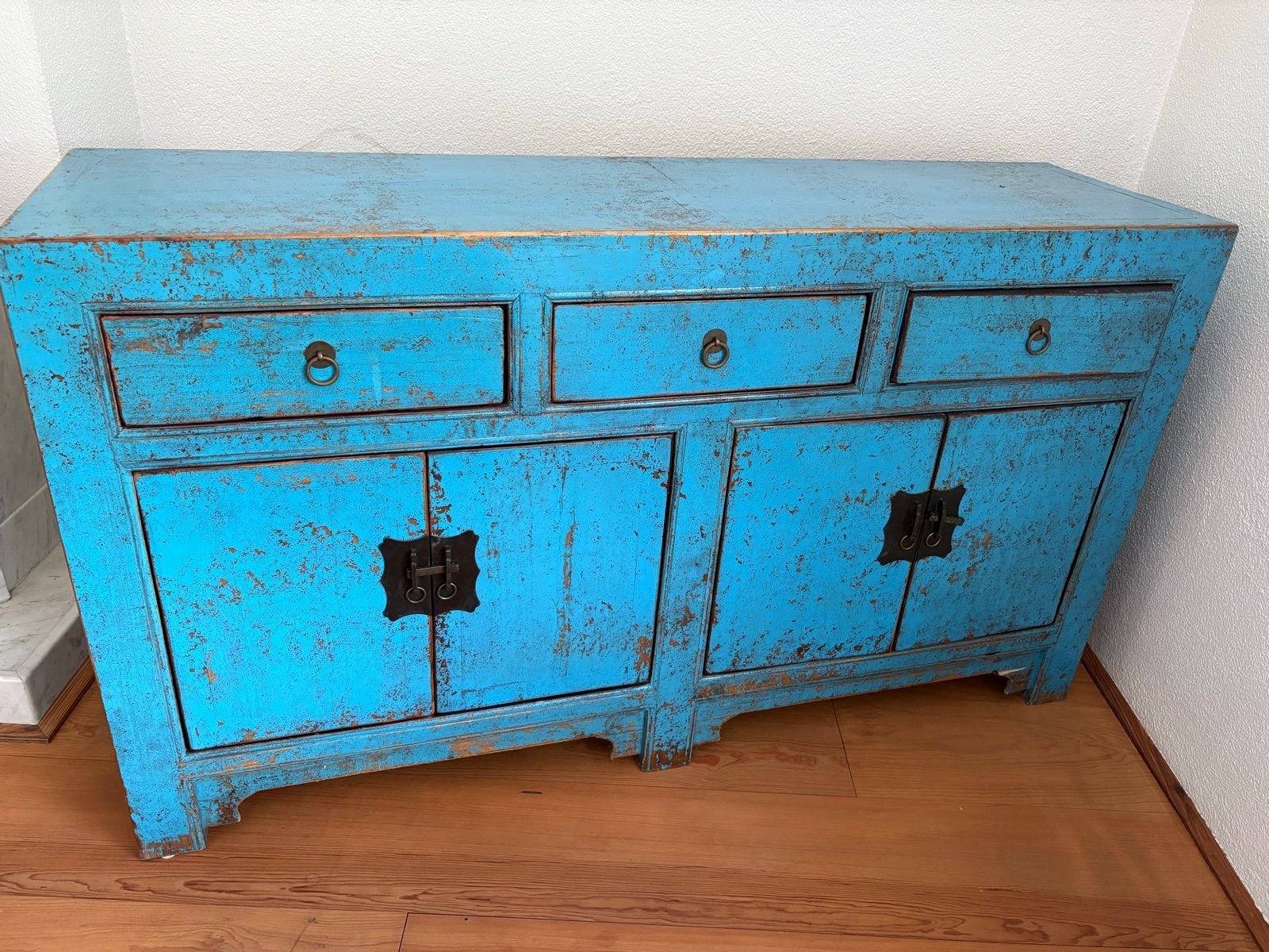 Massief Chinees dressoir 145 cm – Turquoise blauw, Huis en Inrichting, Kasten | Dressoirs, 100 tot 150 cm, Ophalen of Verzenden