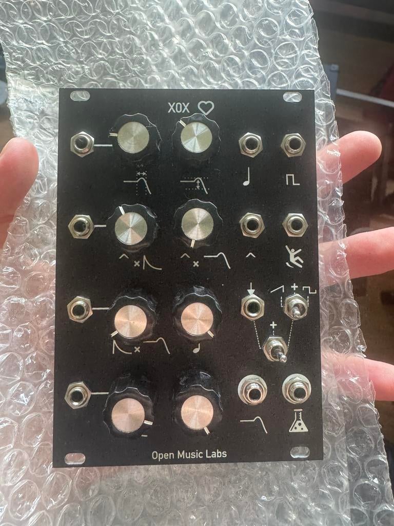 Laatste kans afgeprijsd: eurorack en Neon Egg Planetarium 3, Ophalen of Verzenden, Zo goed als nieuw, Overige aantallen, Overige merken
