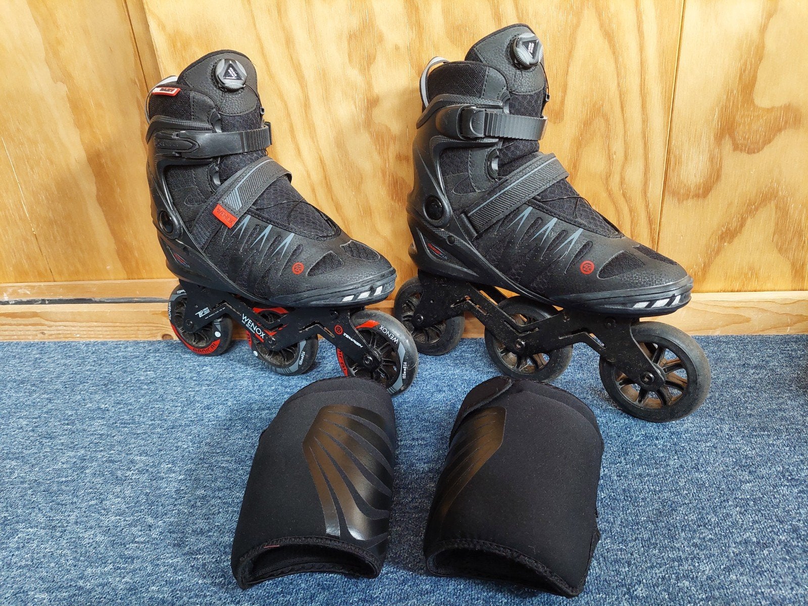 Tempish Wenox Top 100 Skeelers + gratis kniebeschermers, Ophalen of Verzenden, Zo goed als nieuw, Inline skates 4 wielen, Overige merken