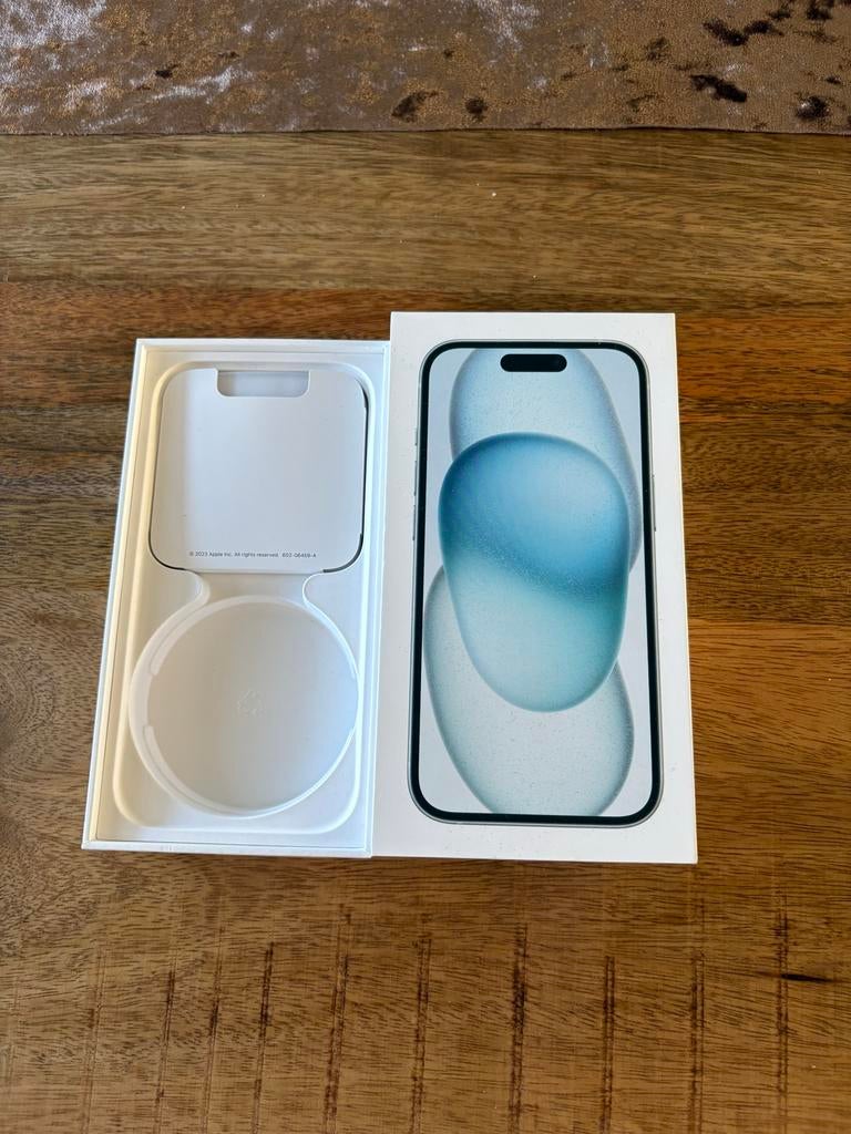 iPhone 15 128GB - Oplaadpoort werkt moeizaam, Telecommunicatie, Mobiele telefoons | Apple iPhone, Ophalen, IPhone 15, Zwart, 128 GB