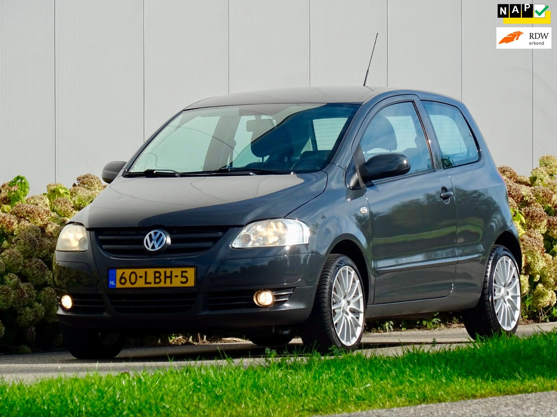Volkswagen Fox 1.2 Highline | Stoelverw | Airco | Nardo-Grey, Auto's, Voorwielaandrijving, Dealer onderhouden, Stof, Verwarmde buitenspiegels