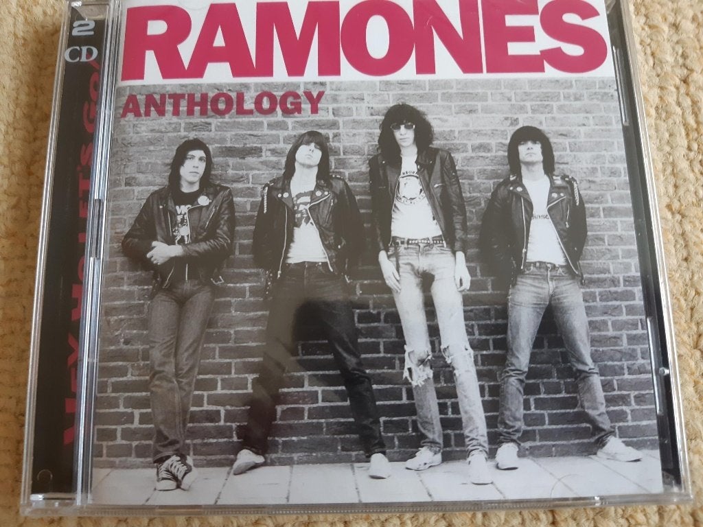 Ramones 2 CD Anthology, Ophalen of Verzenden, Nieuw in verpakking, Poprock