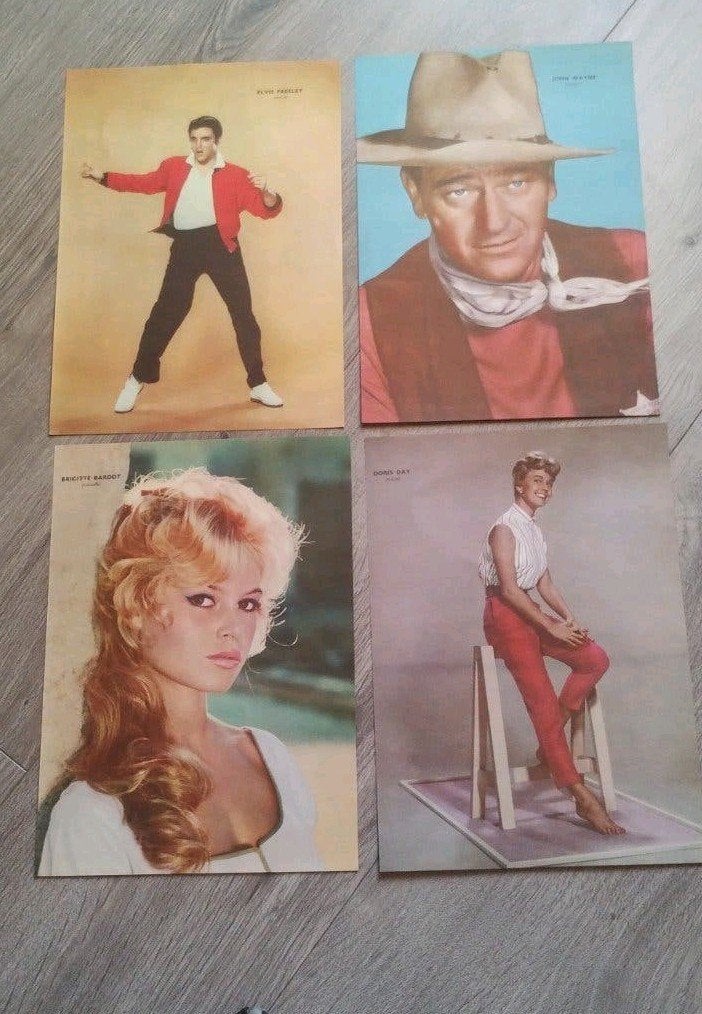 4 oude prenten Elvis, John Wayne, Brigitte Bardot, Doris Day, Ophalen of Verzenden