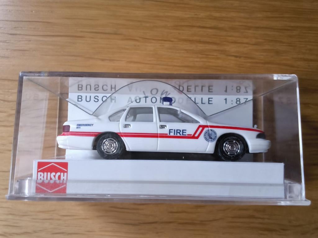 Busch 47612 Chevrolet Caprice Firechief., Hobby en Vrije tijd, Modelauto's | 1:87, Ophalen of Verzenden, Auto, Overige merken