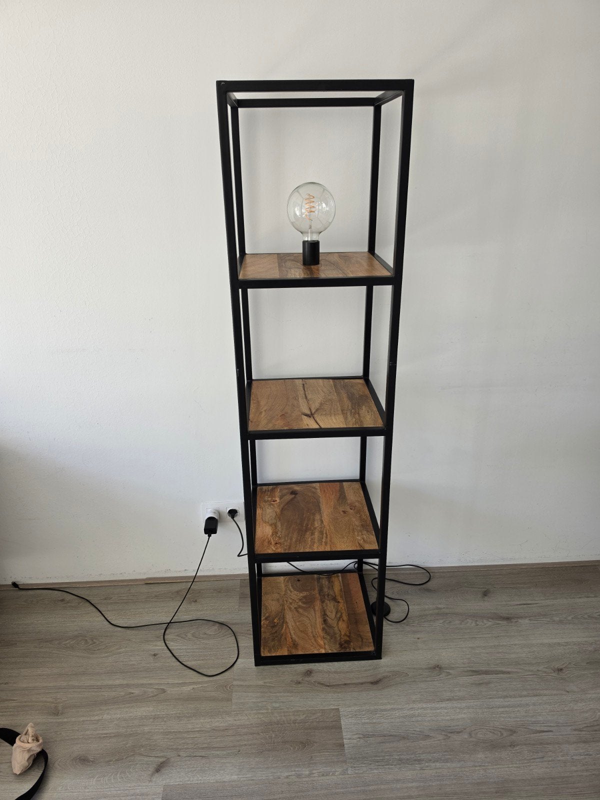nette plankenkast geintegreerd lamp, Ophalen, Zo goed als nieuw, 25 tot 50 cm