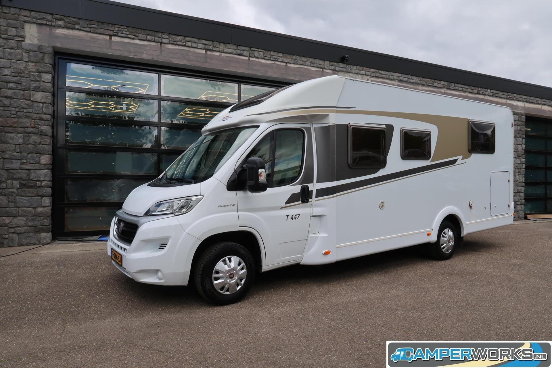 Caravans And Camping Carado