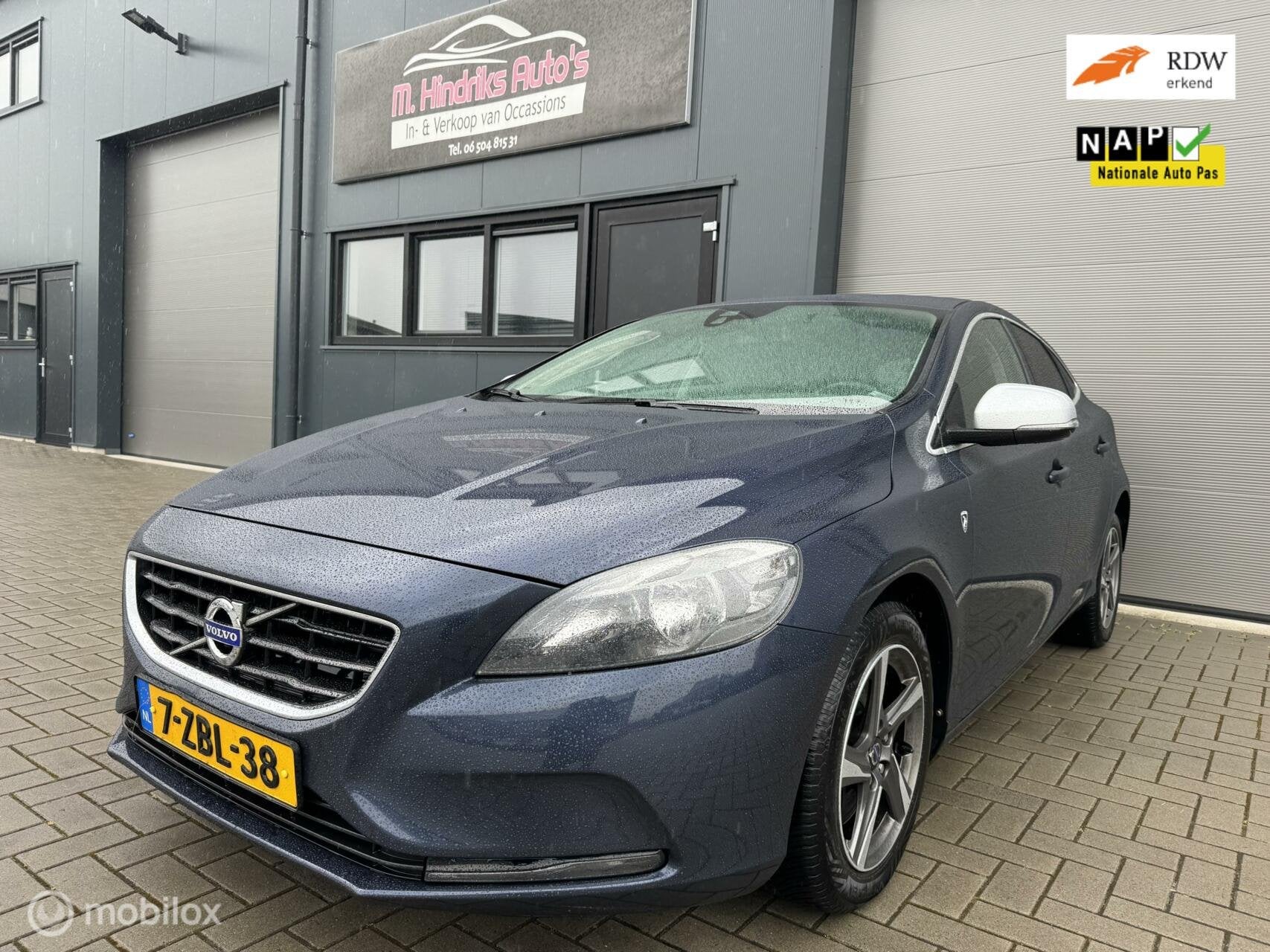 Volvo V40 2.0 D4 Ocean Race Business, Auto's, Volvo, Voorwielaandrijving, Euro 5, Gebruikt, Blauw