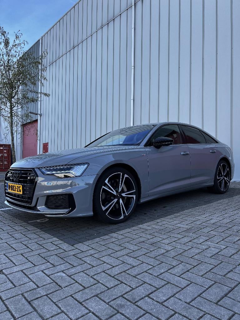 Audi A6 55TFSI V6, Automaat, Zwart, 2995 cc, 2000 kg