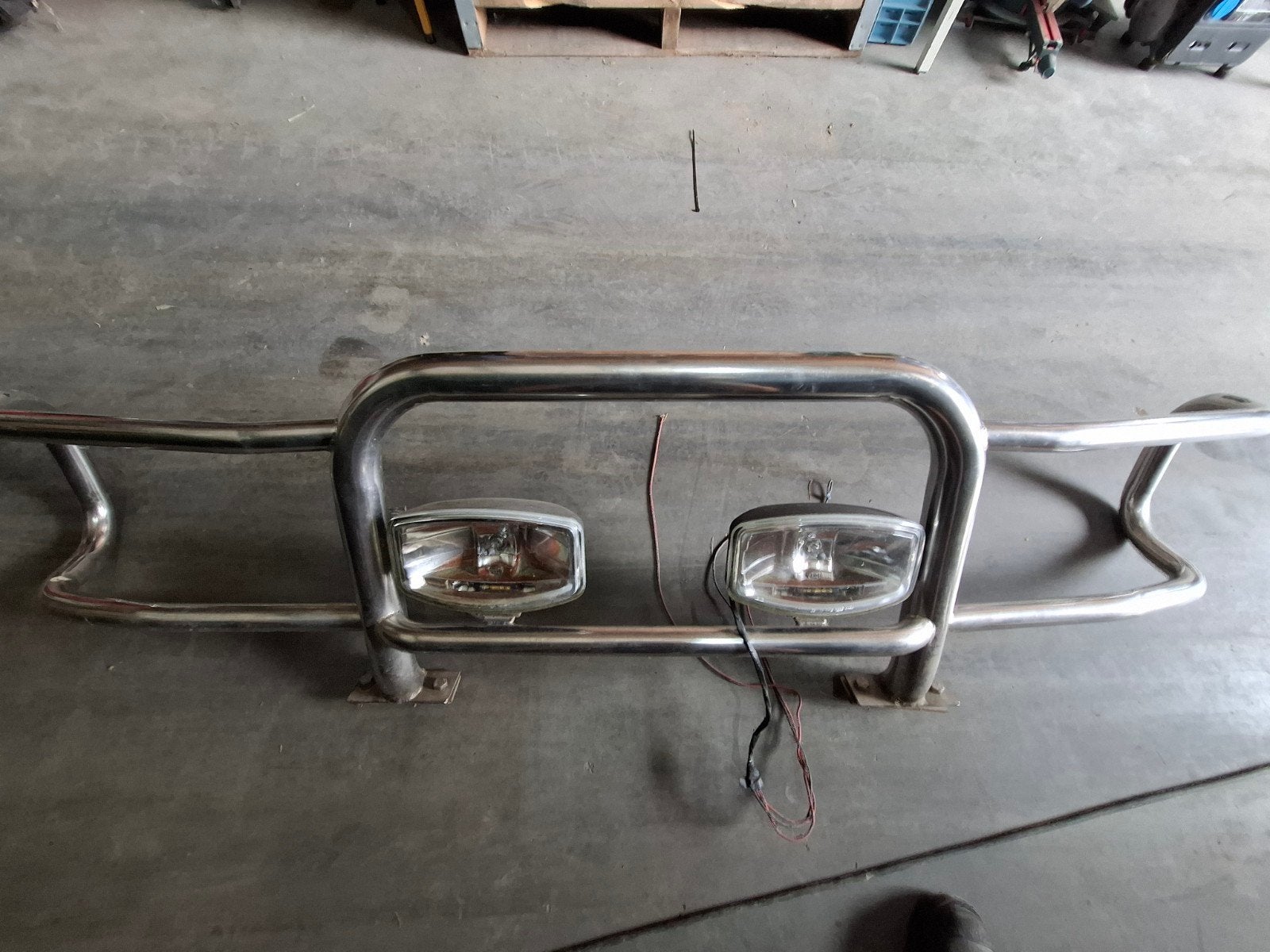 Nissan Patrol Bullbar met verstralers, Auto-onderdelen, Carrosserie en Plaatwerk, Ophalen, Gebruikt, Voor, Bumper