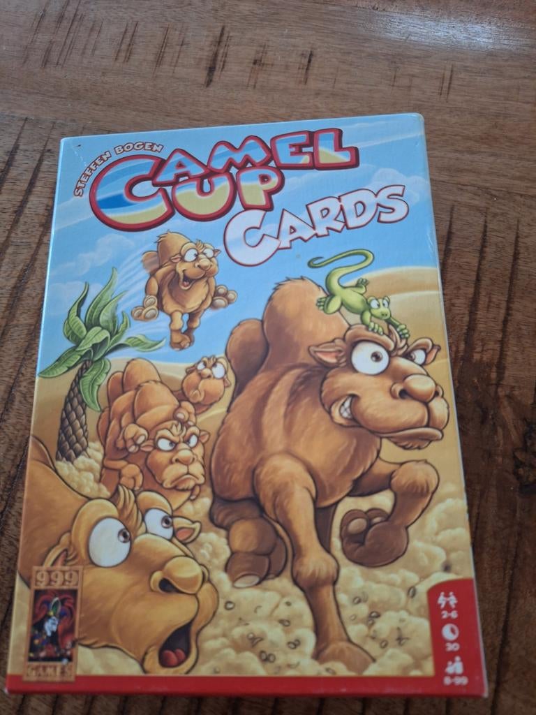 Camel Up Cards - Het opzichzelfstaande kaartspel, Vijf spelers of meer, Ophalen of Verzenden, Zo goed als nieuw, 999 Games