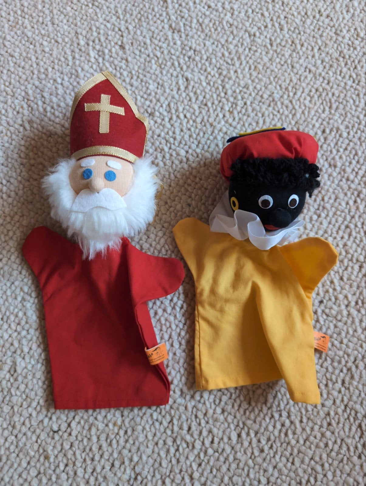 Handpop, poppenkast pop Sint en Piet, merk Trullala, Ophalen of Verzenden, Zo goed als nieuw, Overige typen