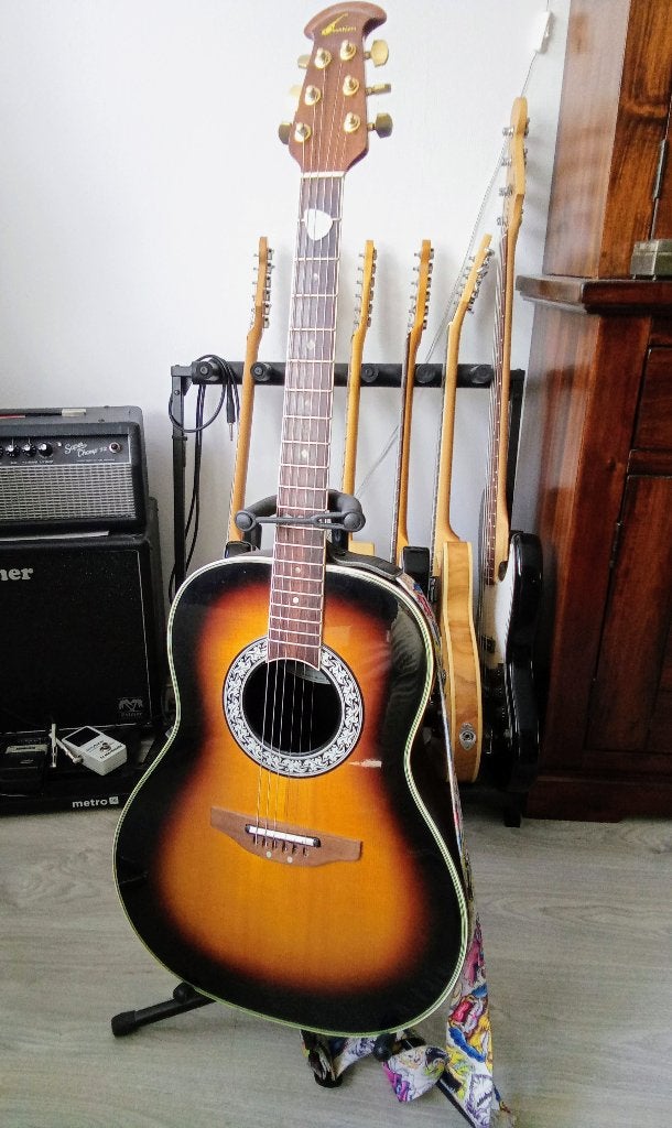 Ovation Ultra type 1512, Ophalen, Zo goed als nieuw, Western- of Steelstringgitaar, Met (piezo-)element