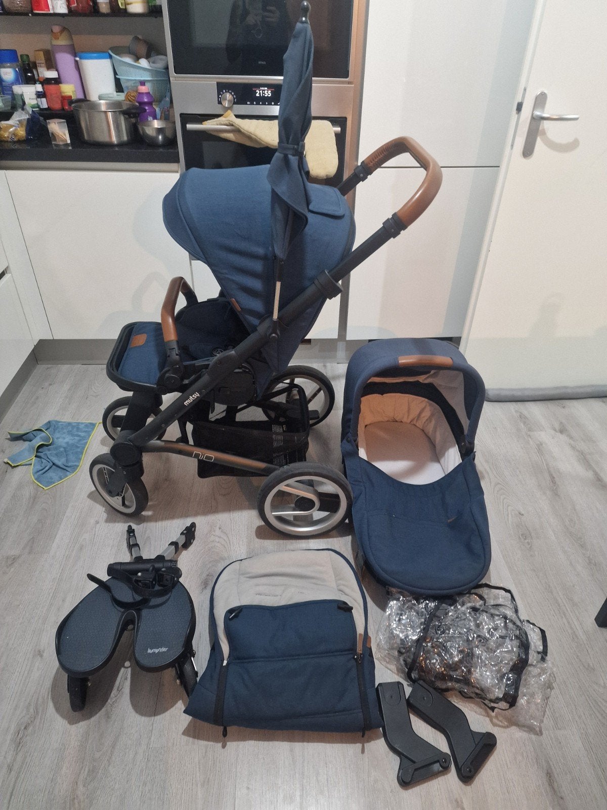 Mutsy Nio Combiwagen met Reiswieg en Accessoires, Kinderen en Baby's, Ophalen, Gebruikt, Mutsy, Met reiswieg