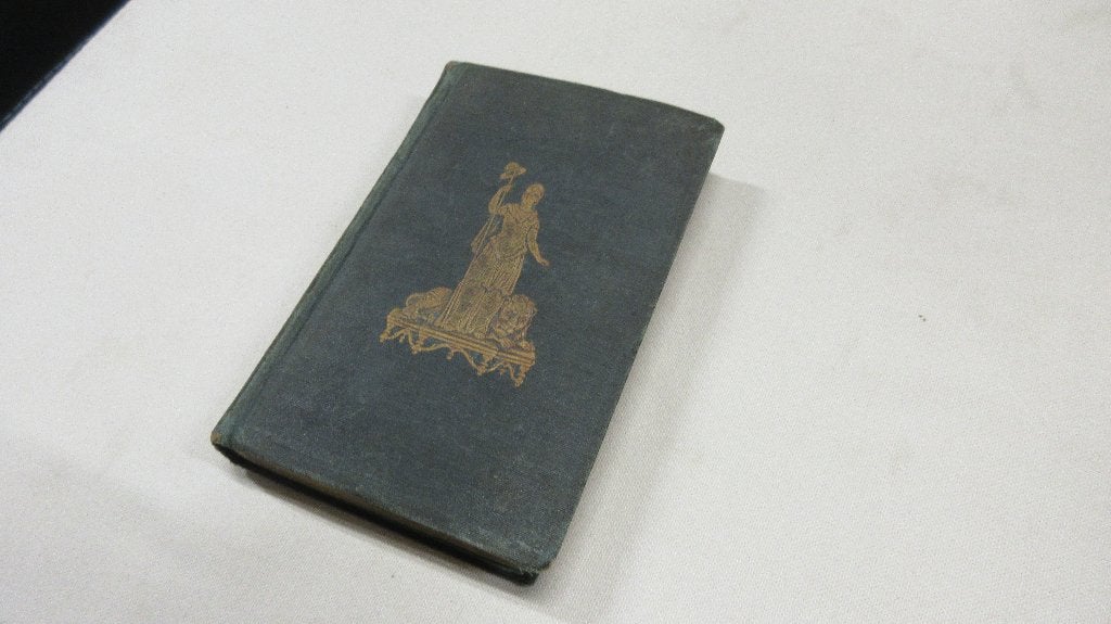 Almanak uit 1849 met gouden opdruk, Ophalen, Onbekend