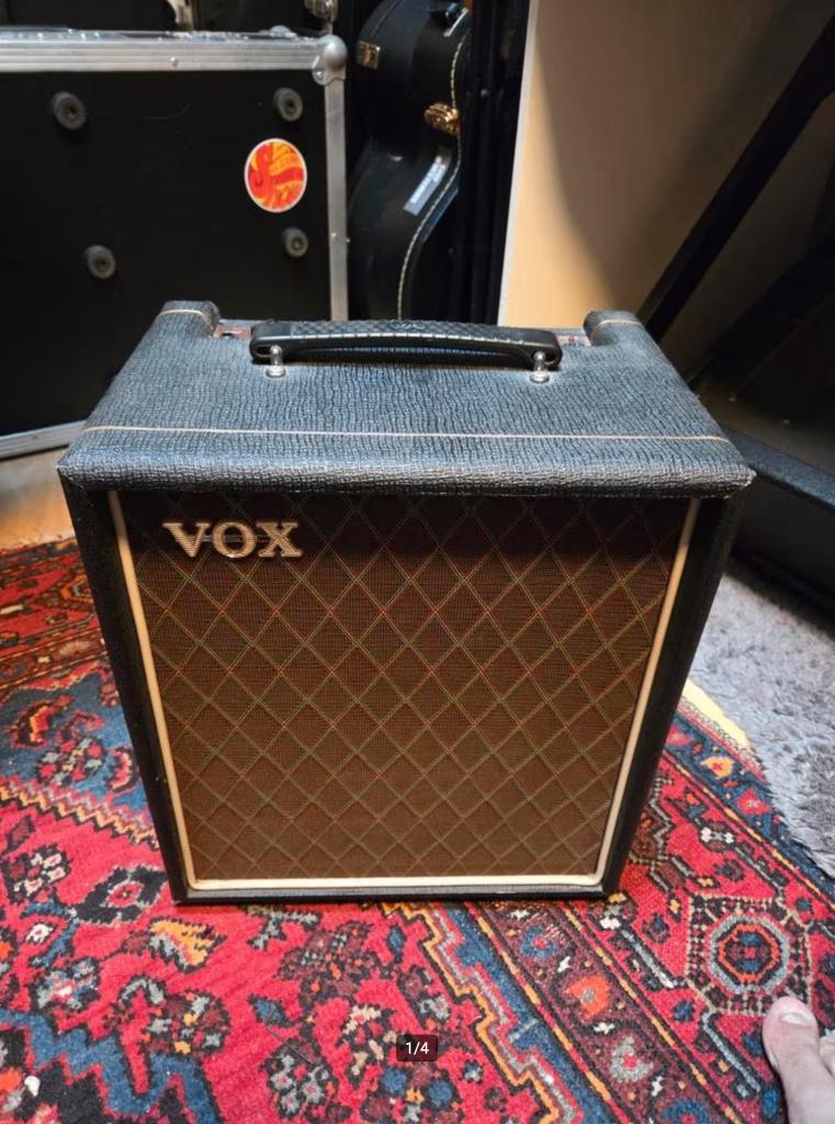 Vox T-15 Bas Versterker, Ophalen, Gebruikt, Basgitaar, Minder dan 50 watt
