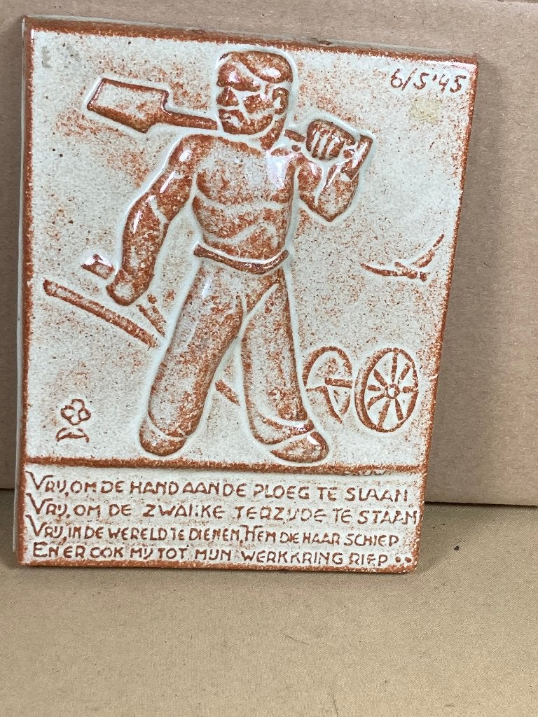 Westraven tegel 6 Mei 1945, Antiek en Kunst, Antiek | Wandborden en Tegels, Ophalen of Verzenden