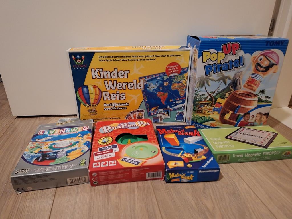 Spellenpakket: 6 spellen voor jong en oud!, Vijf spelers of meer, Ophalen of Verzenden, Gebruikt, Reisspel