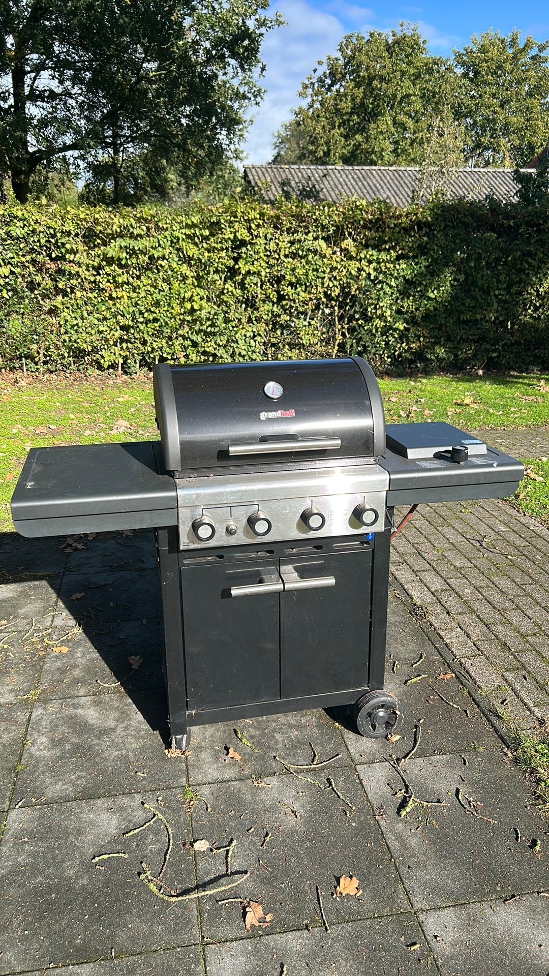 Grandhall gas BBQ met hoes, Ophalen, Gebruikt