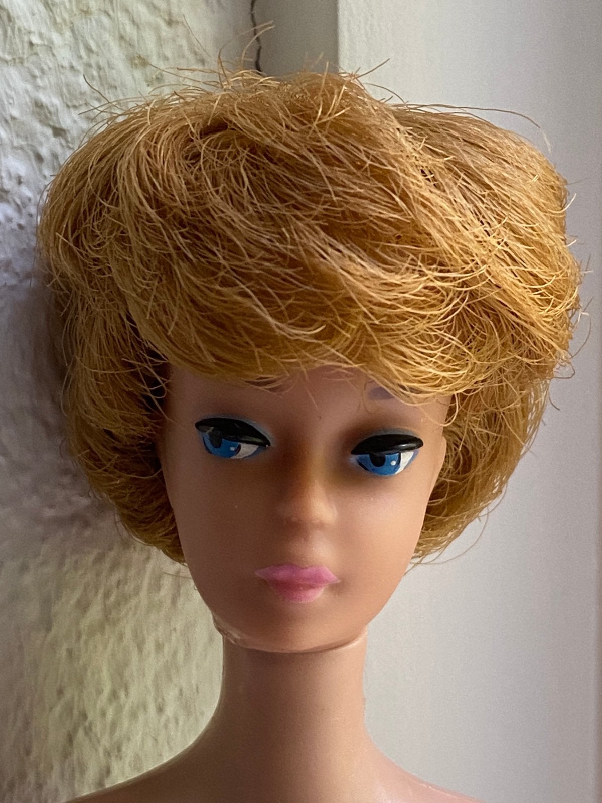 Vintage Barbie Bubble White Ginger? painted legs, Verzamelen, Verzenden, Gebruikt, Fashion Doll
