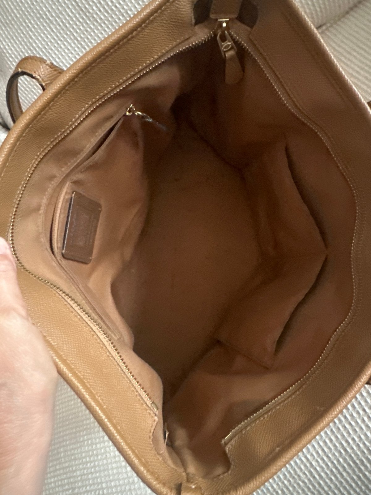Foto 7 van Coach City Tote Bag Medium - Uitstekende Conditie