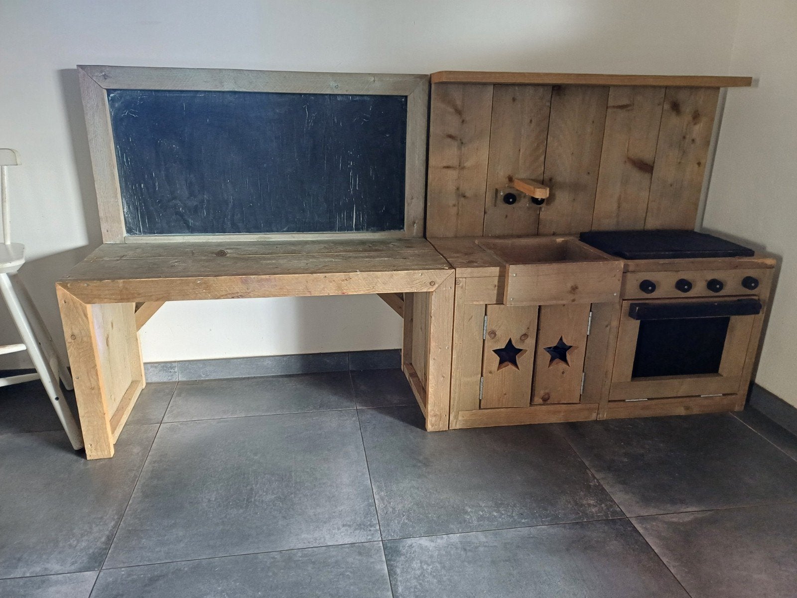 Houten Speelkeuken met Krijtbord en Werkbank, Kinderen en Baby's, Ophalen, Gebruikt, Hout, Speelkeuken