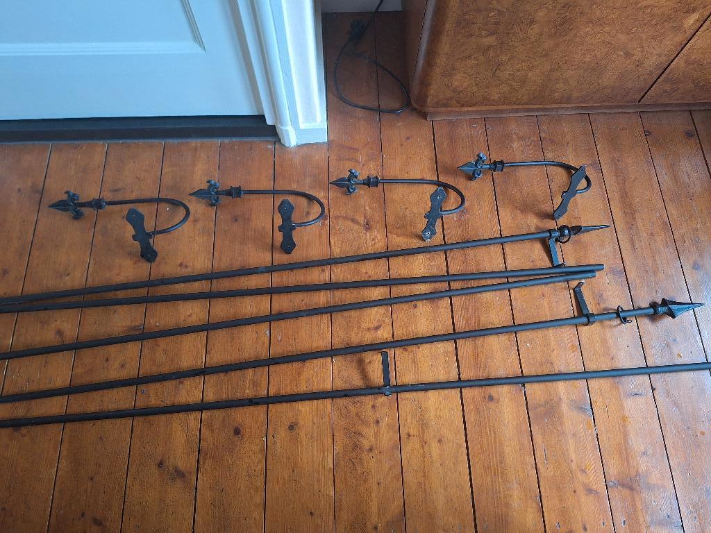 Mooie gordijnstangen met gordijnhaken zwart, Ophalen, Zwart, 50 tot 100 cm, Zo goed als nieuw