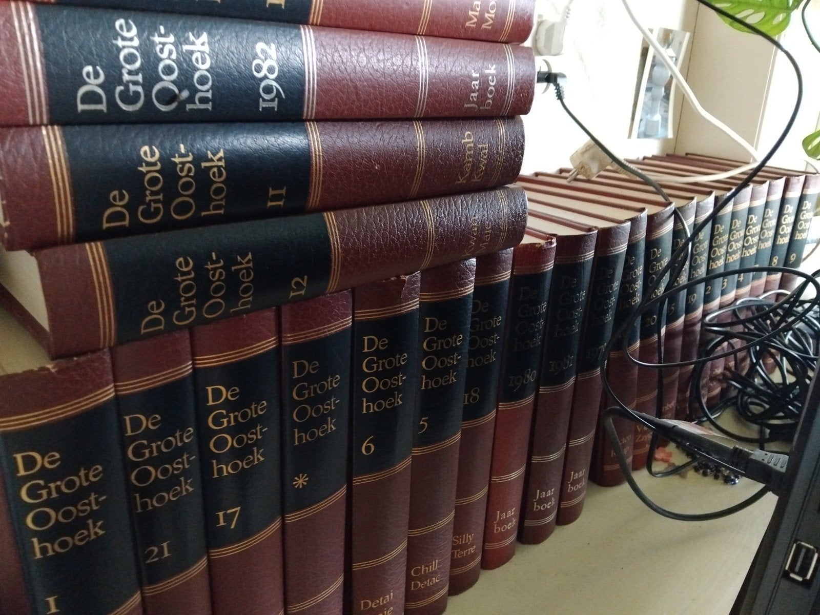 Volledige Oosthoek Encyclopedie Serie - 27 Boeken, Ophalen