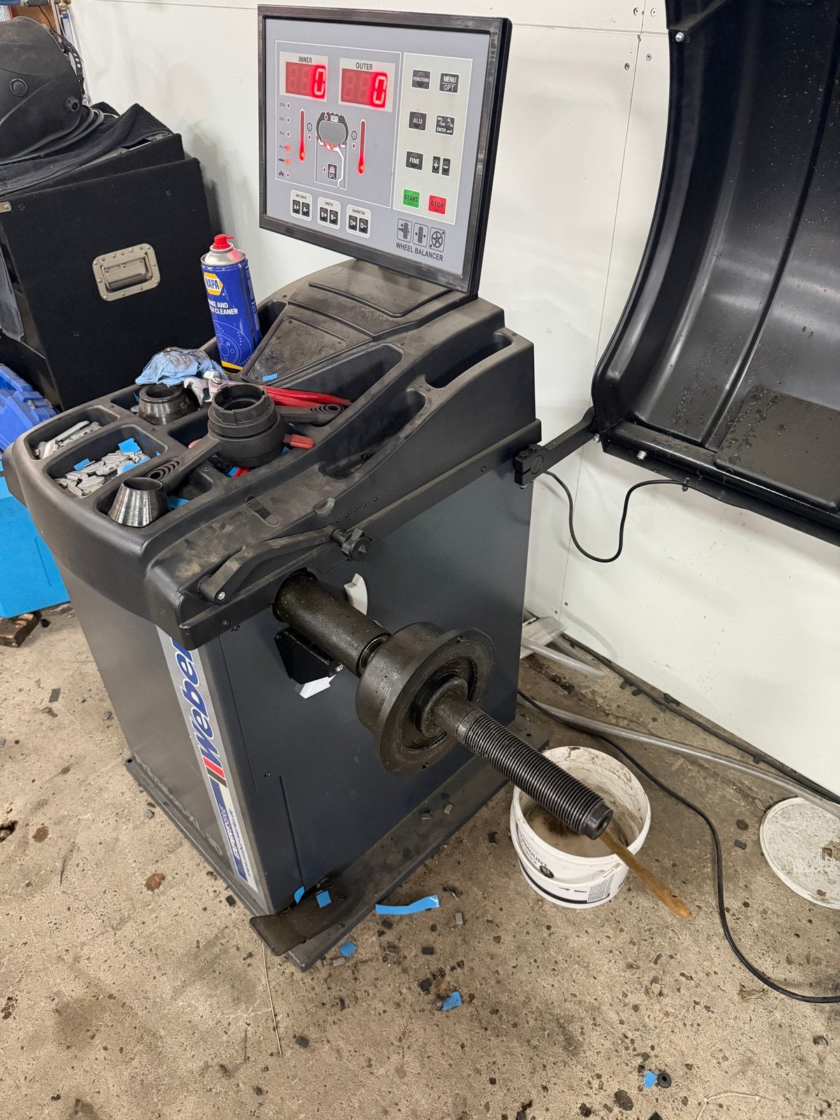 Weber Präzision XL 3D balanceer apparaat, Auto-onderdelen, Banden en Velgen, Ophalen, 18 inch, Gebruikt, Band(en)