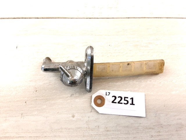 VS750 1985 - 1991 Suzuki Benzinekraan D1-39074