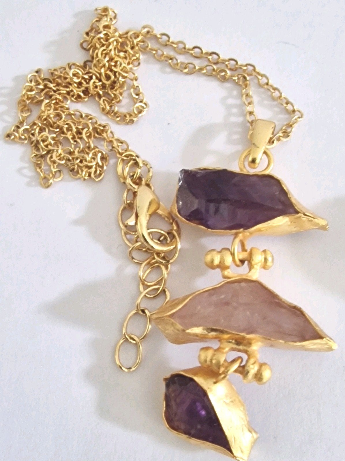 Ketting met hanger edelstenen., Sieraden, Tassen en Uiterlijk, Kettingen, Ophalen of Verzenden, Zo goed als nieuw, Goud, Overige materialen