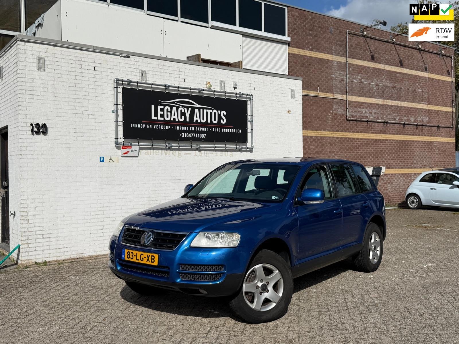 Volkswagen Touareg 3.2 V6 - LAGE KM - NETTE STAAT - YOUNGTIM, Auto's, Automaat, Dealer onderhouden, Gebruikt, Zwart
