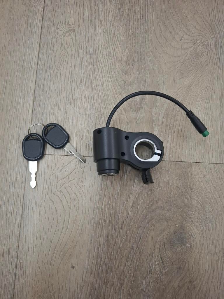 Contactsleutel met ingebouwde gashendel - 5pin, Ophalen of Verzenden, Overige typen, Overige merken