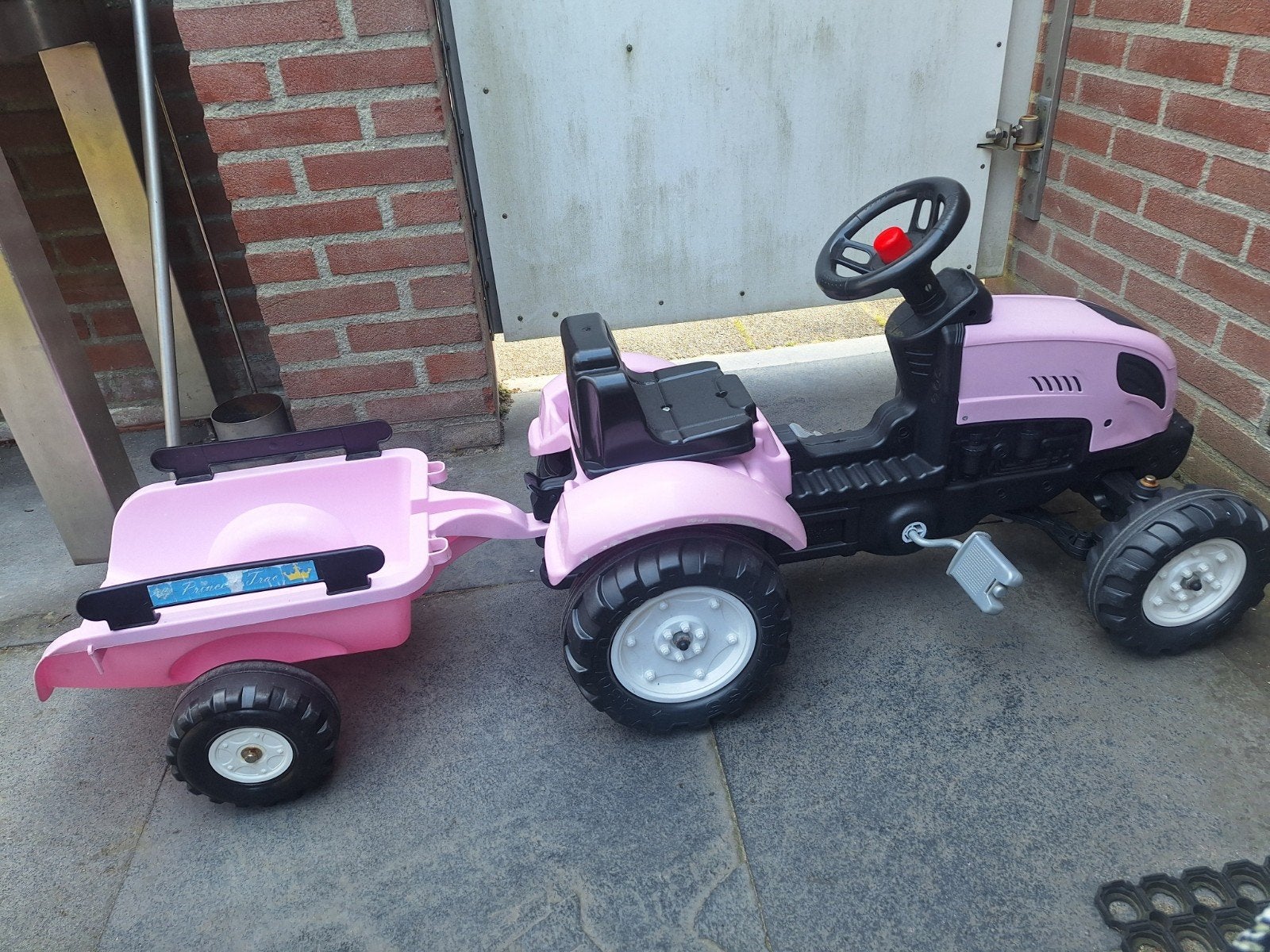 Roze tractor, Kinderen en Baby's, Speelgoed | Buiten | Voertuigen en Loopfietsen, Ophalen, Gebruikt